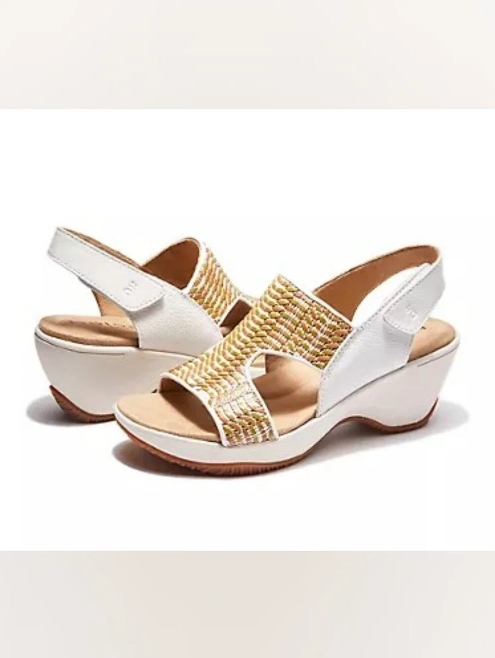 Halsa Wedged Sandal - Coral Sz 10m
